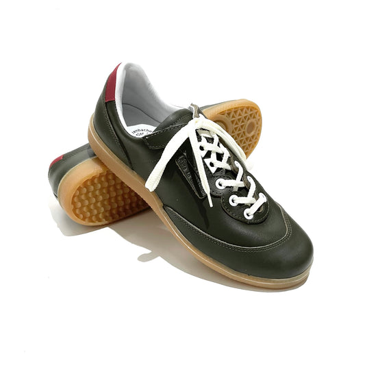 Schwarzenbacher / Classic Laced Up Shoes